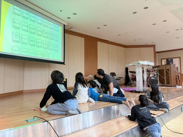 2026. 10월 4주 예배 스케치 사진 8